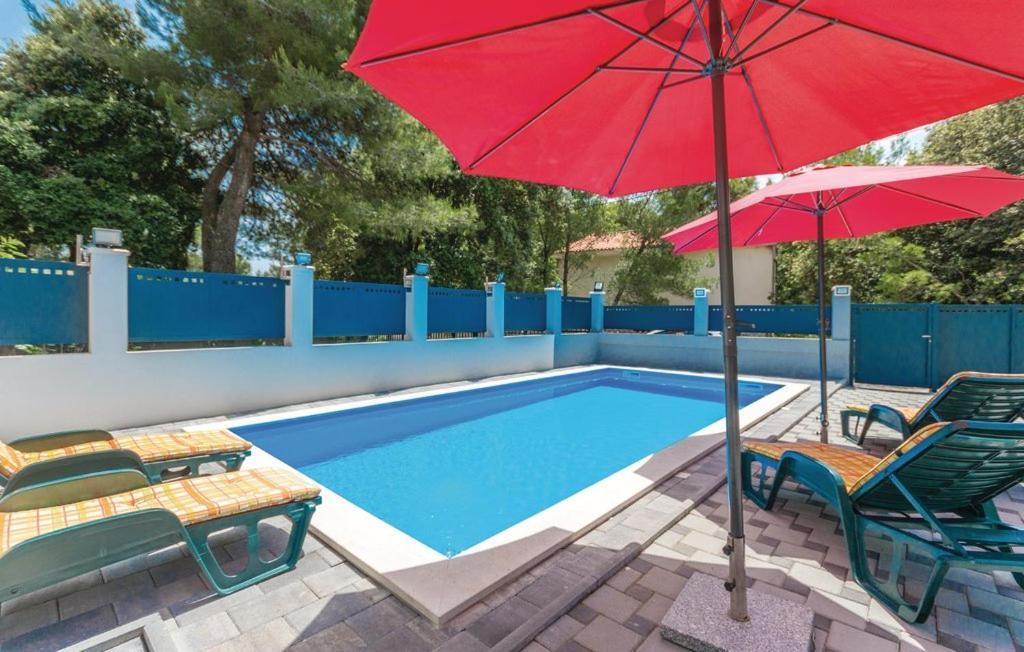 Villa Diana Pakoštane Екстериор снимка